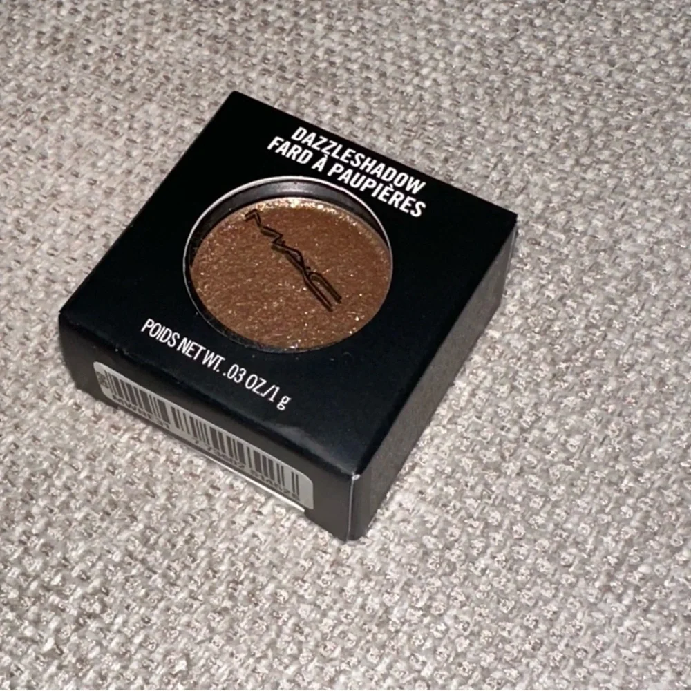 MAC Dazzleshadow Eyeshadow - Dazzle Style
